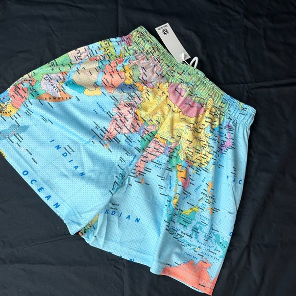 Bravest Studios Atlas Map Shorts Large New - Picture 4 of 9